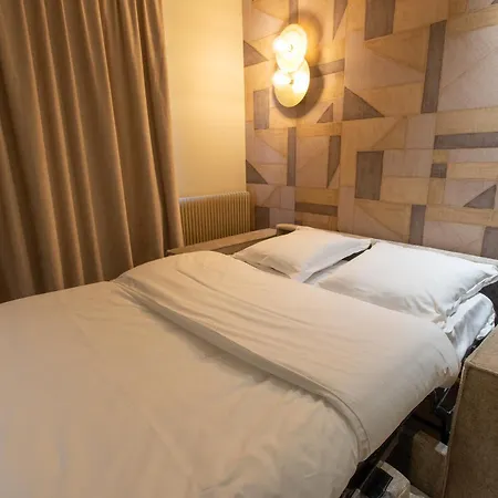 Basfroi Cosy 4 *